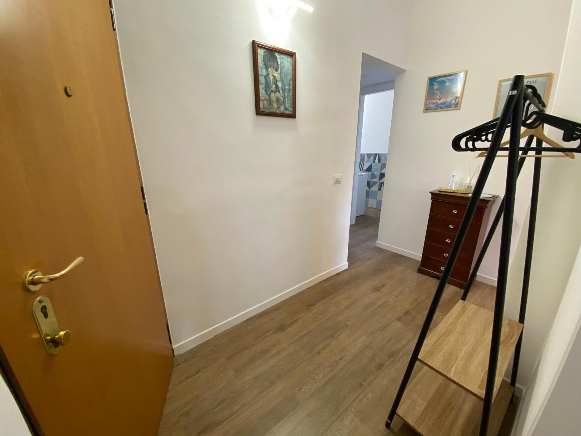 Daniela'S Spazioso Appartamento Ai Navigli Milán Exterior foto