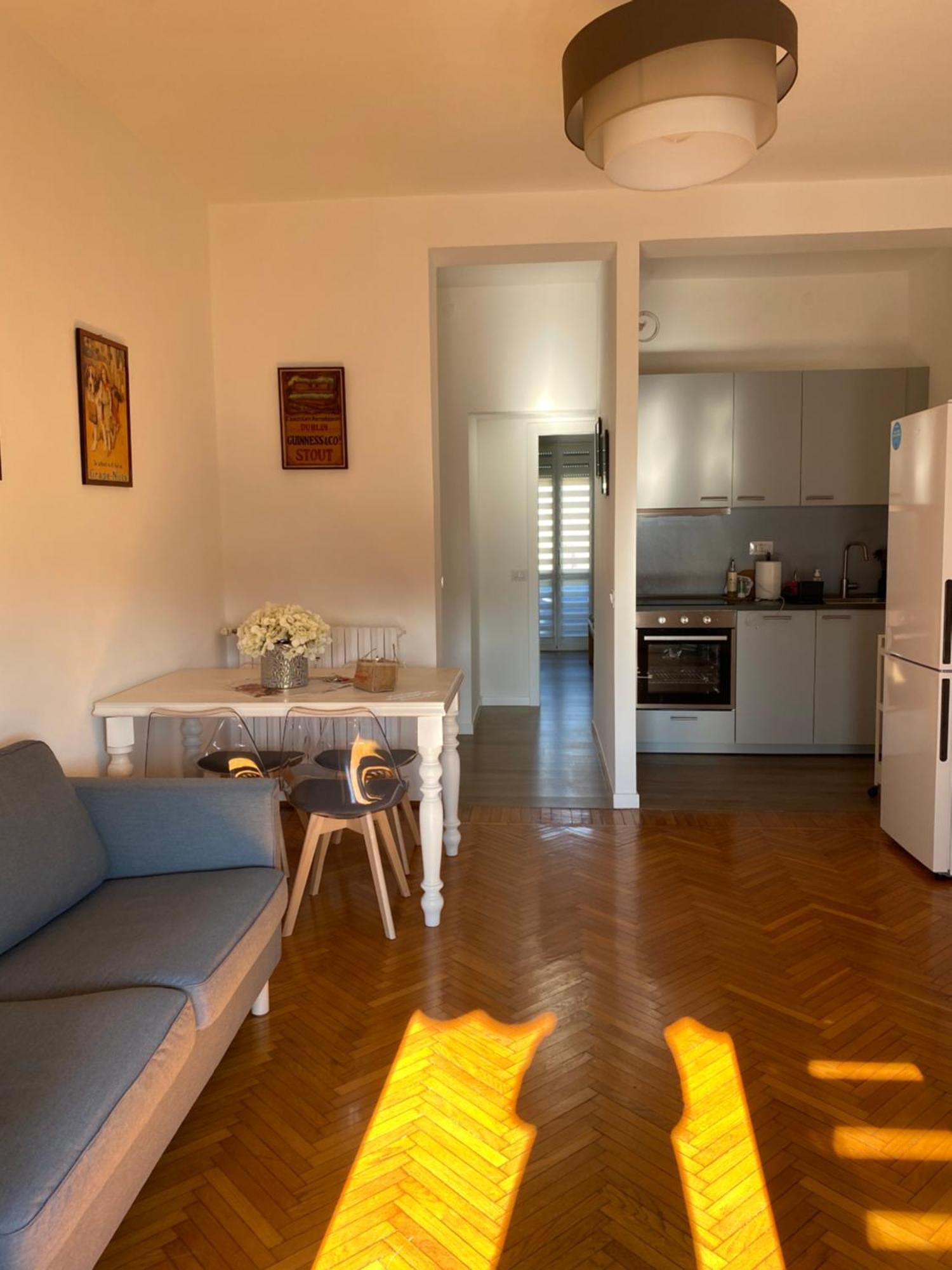 Daniela'S Spazioso Appartamento Ai Navigli Milán Exterior foto